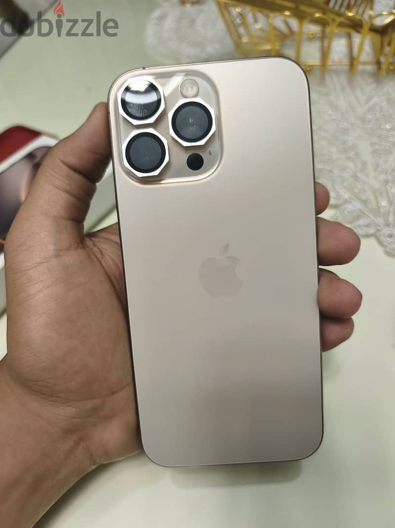 Apple - iPhone 16 Pro Max 3