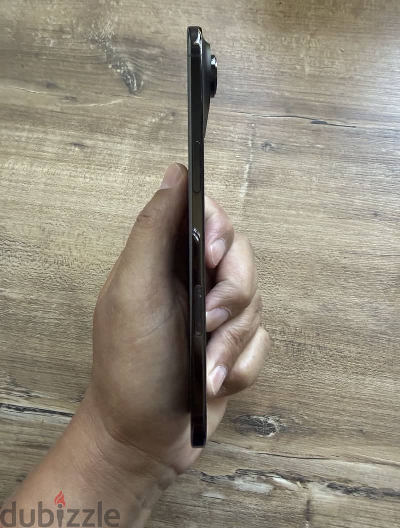 Apple - iPhone 17 Air 4