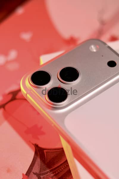 آبل - آيفون 17 برو ماكس