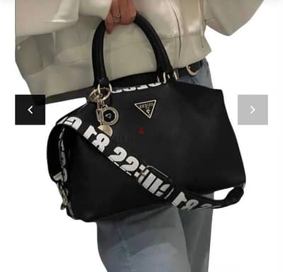 شنطه Guess mirror جديده بالتيكيت