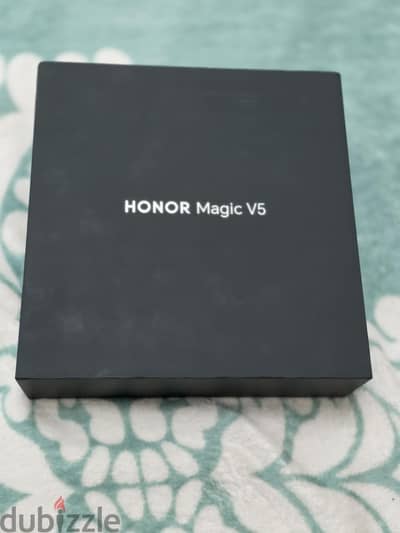 Honor Magic V5