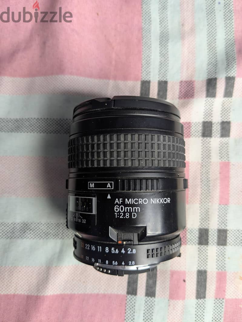 Nikon 60mm 2.8 D micro lens 1