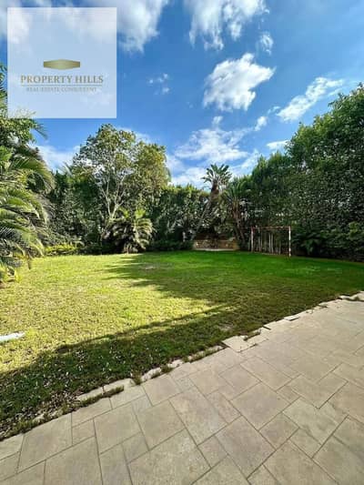 The villa for sale at its original price, immediate delivery, ready for viewing next to Family Park. Unit type: Villa. Area: 210 meters. Special discount on cash. The villa has a private garden.
