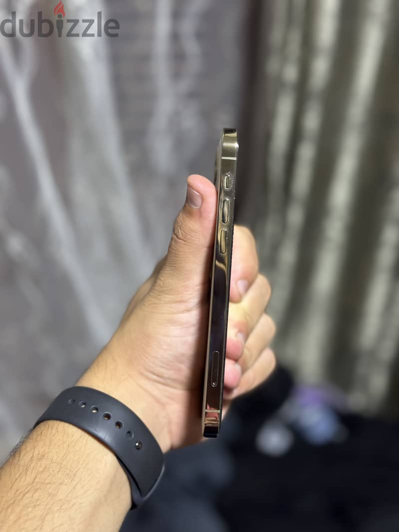 Apple - iPhone 12 Pro 1