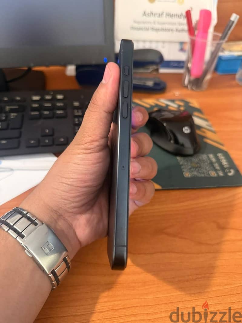 Apple - iPhone 15 Pro Max 3