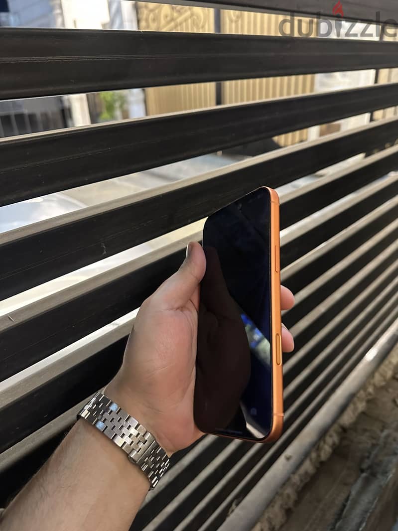 Apple - iPhone 17 Pro Max 3