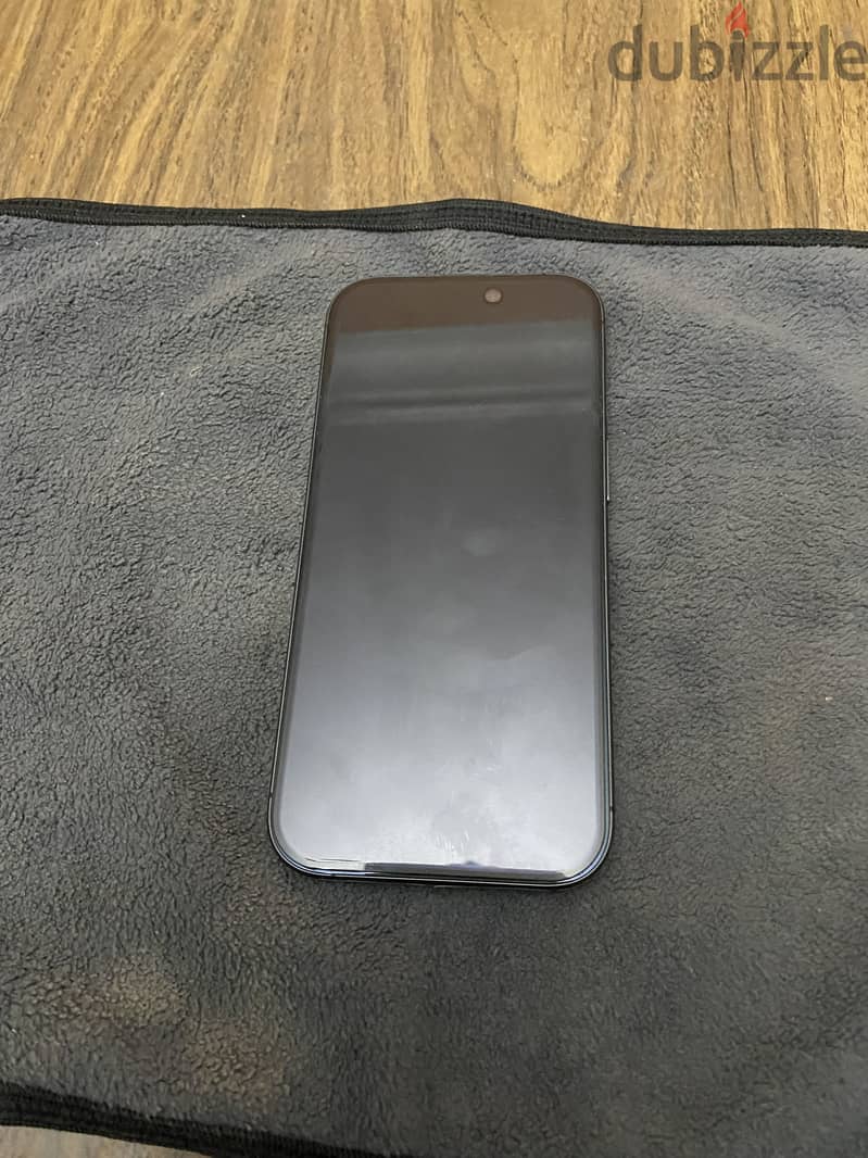 Apple - iPhone 17 1
