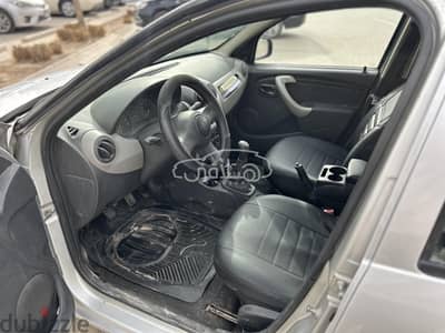 Used Renault Sandero 2011 For Sale 6 October