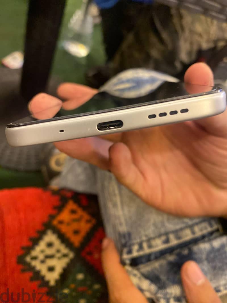 Infinix hot 70 4