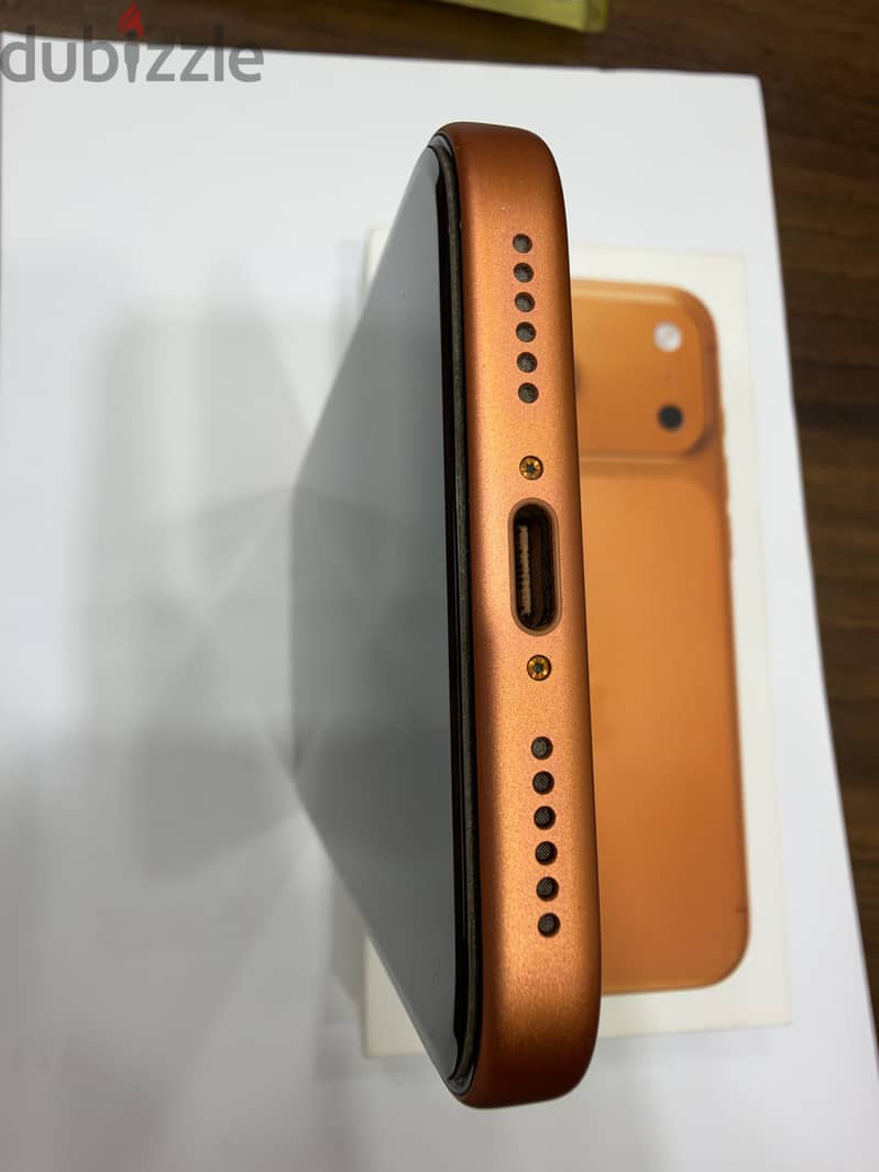Apple - iPhone 17 Pro Max 2