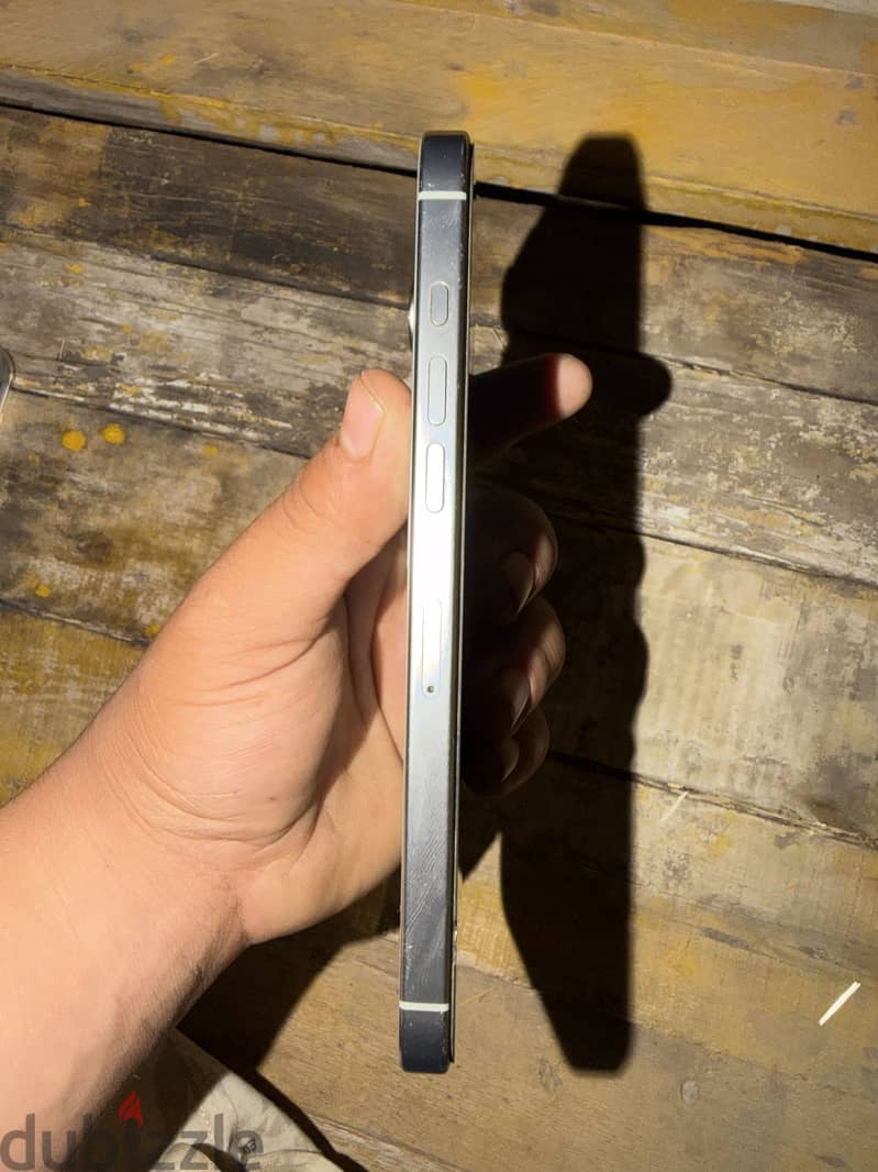 Apple - iPhone 16 Pro Max 4