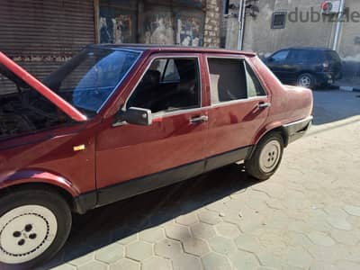 فيات ريجيتا 1987