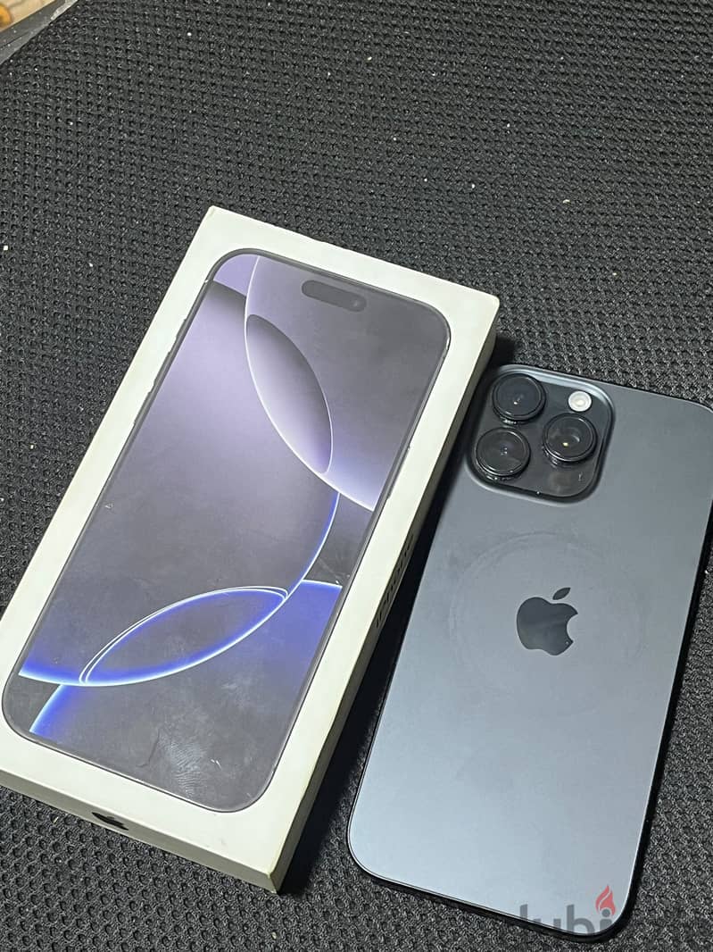 Apple - iPhone 16 Pro Max 4
