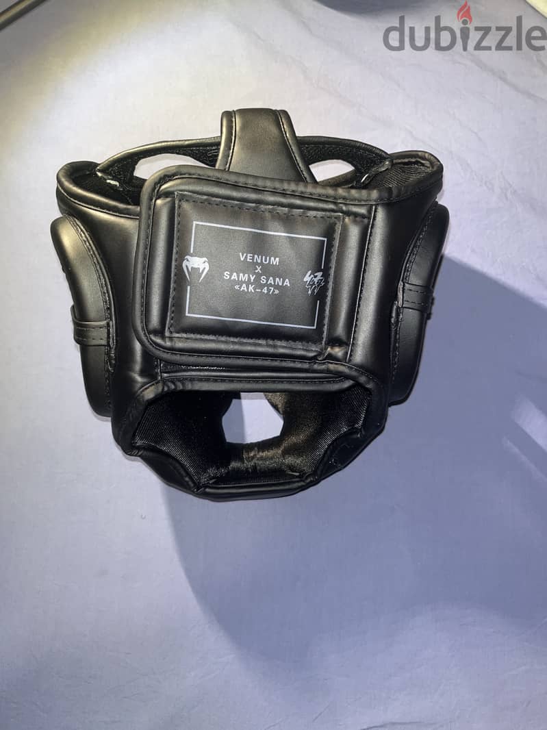 Venum impact evo headgear 1