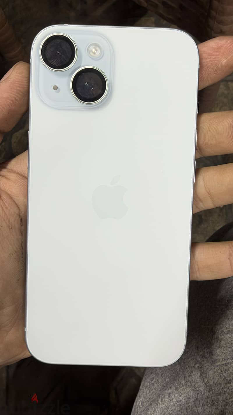 iPhone 15 128 100% 4