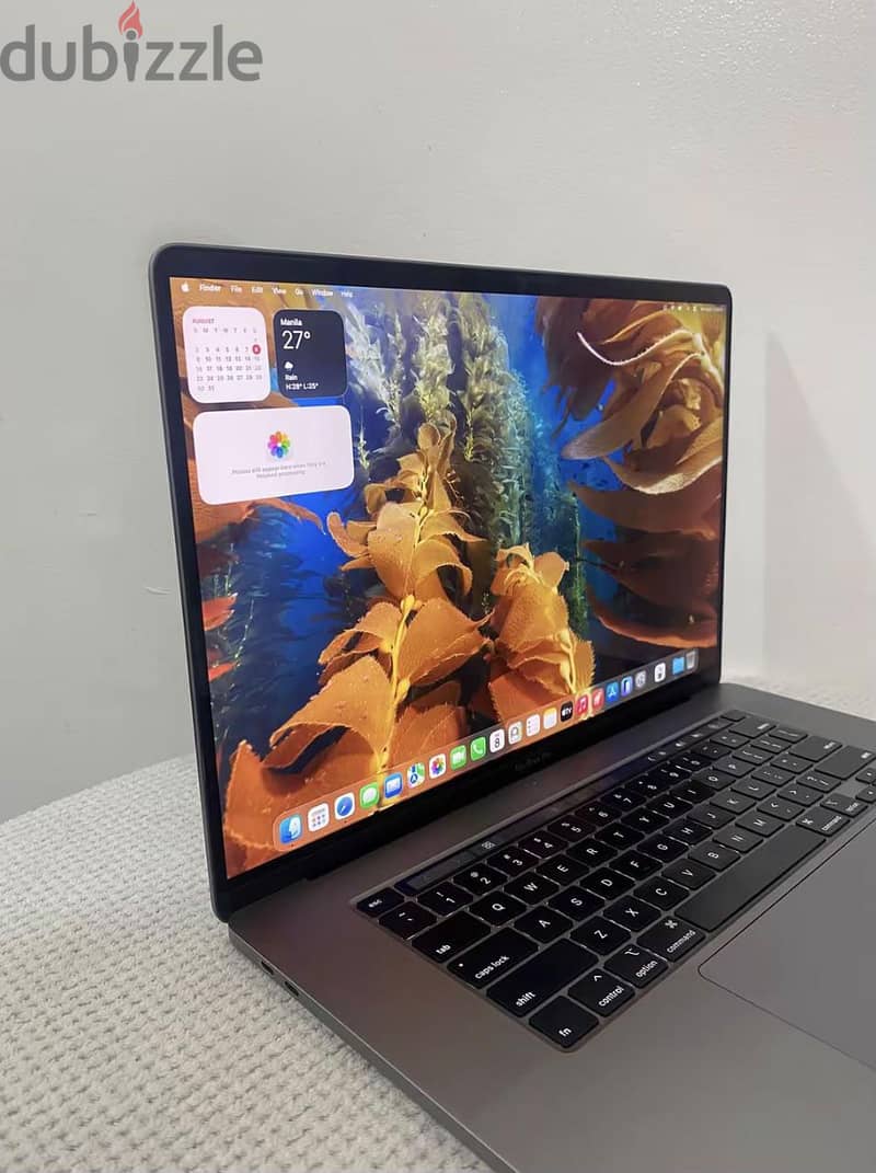 MACBOOK'S MacBook Pro 3