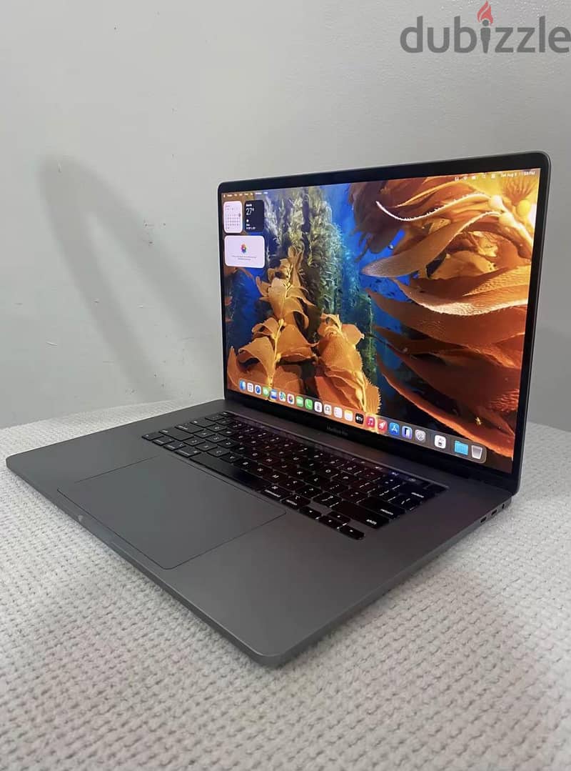 MACBOOK'S MacBook Pro 7