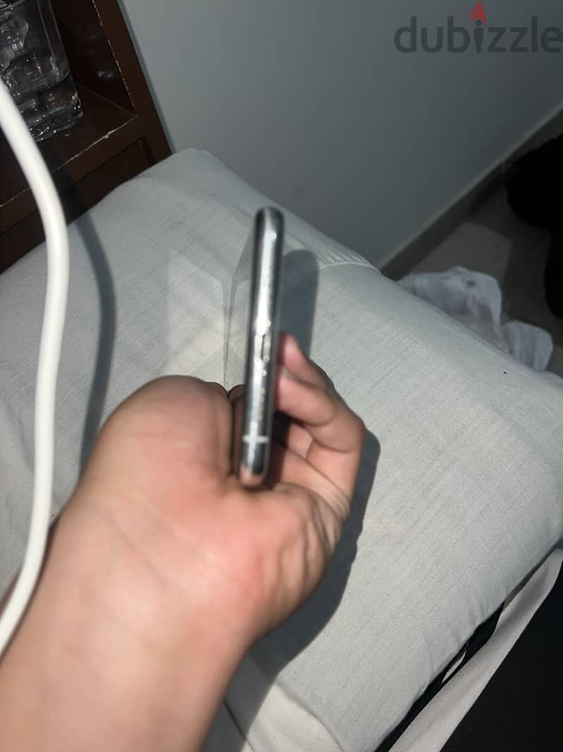 Apple - iPhone 11 Pro Max 3