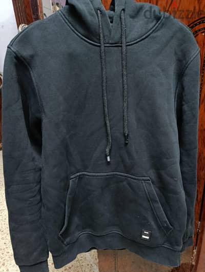 هودي اسود s من American eagle