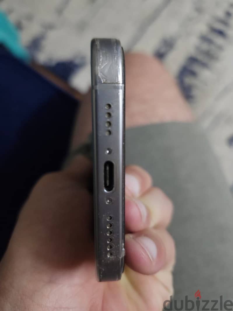 Apple - iPhone 16 Pro Max 4