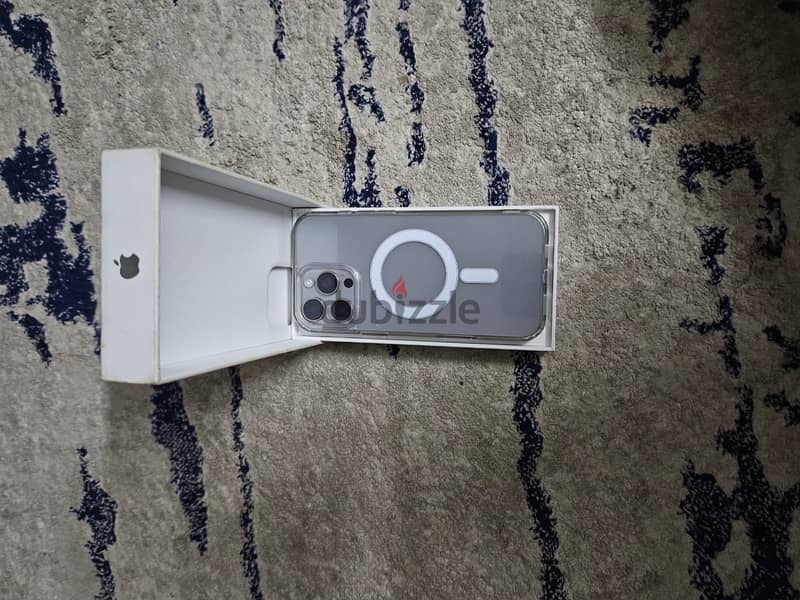 Apple - iPhone 16 Pro Max 5