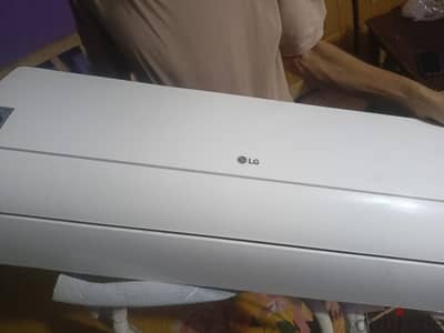 تكيف lg