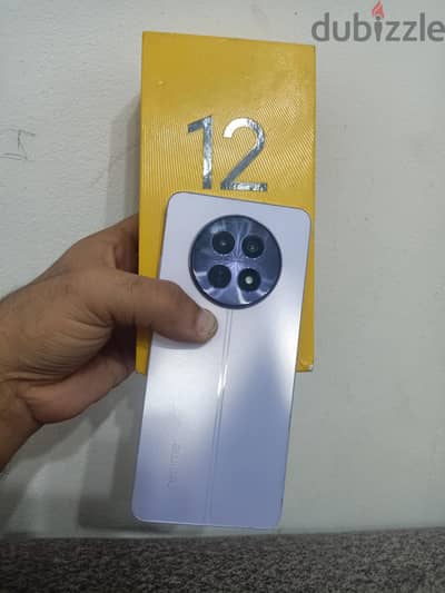 ريلمى12  5g