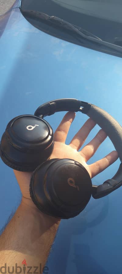 سماعة مستورة اورجينال عزل وبيز قوى جدا Soundcore بدون كسور او لحمات