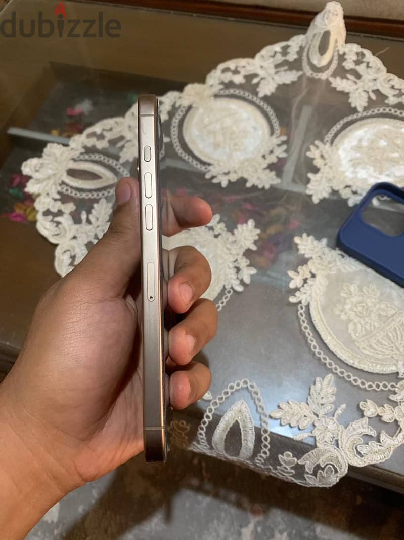 iPhone 16 Pro Max 3