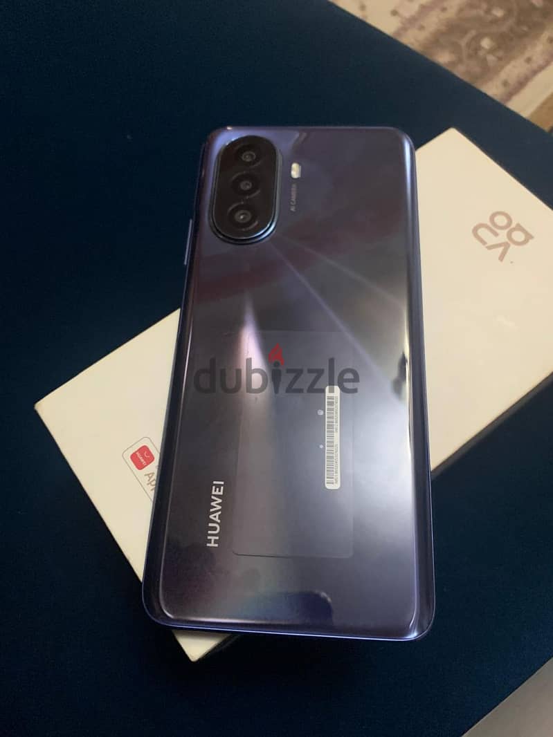 Huawei nova Y70 1