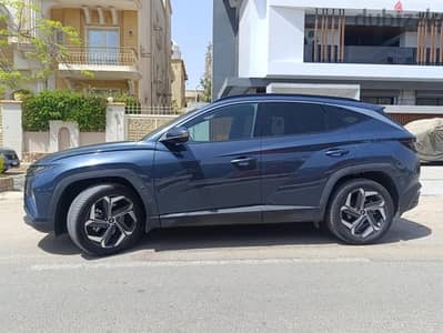 سيارة للايجار   SUV