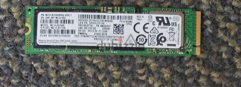 SSD PCIe Gen3 x 4 256GB NVMe M. 2 2242 (22mm x 42mm)