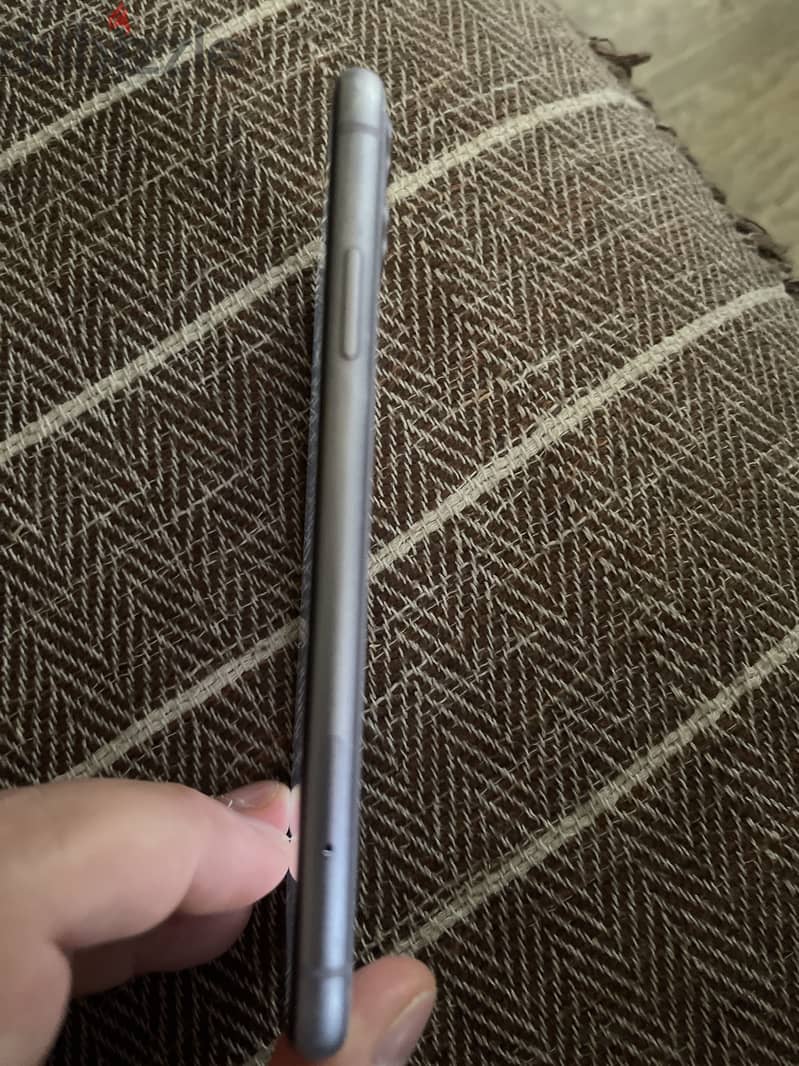 Apple - iPhone 11 3