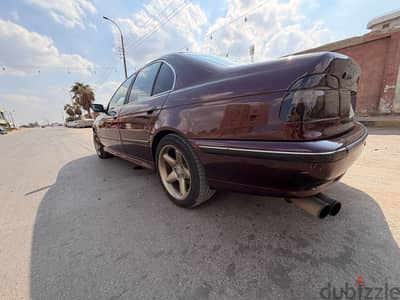 BMW 523 2000