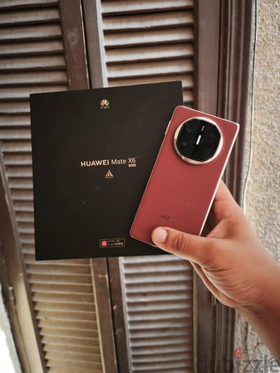 Huawei Mate x6 512 بكل مشتملاته حاله ممتازه مدفوع ضربيه للبيع او البدل