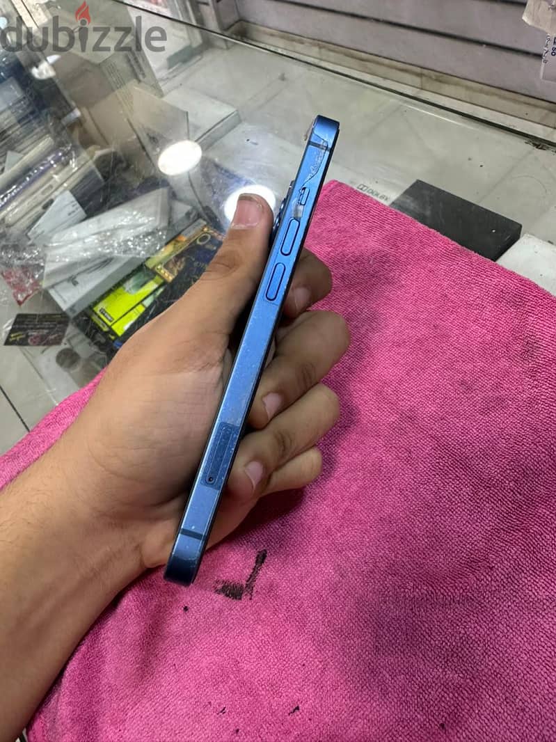 Apple - iPhone 13 7