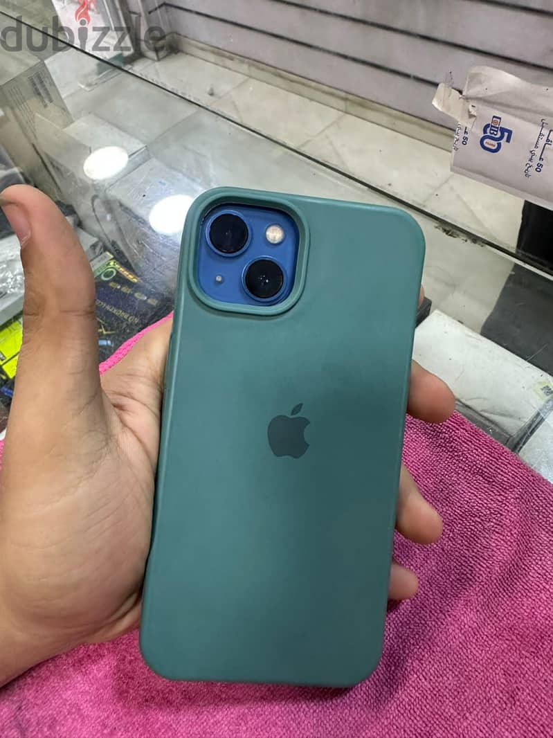 Apple - iPhone 13 8