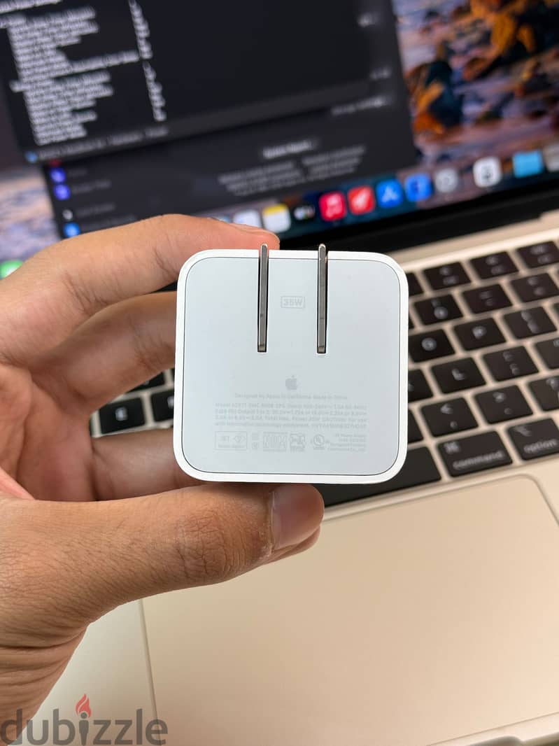 MacBook air m3 11