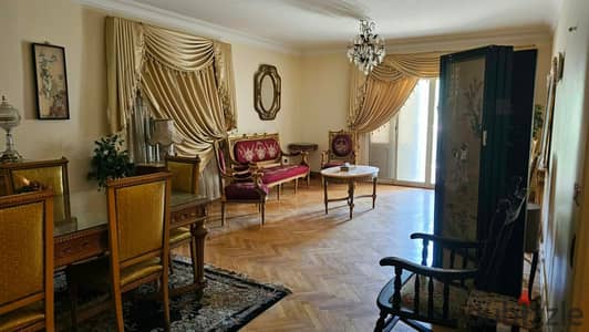 شقة 190م بالفرش والأجهزة للبيع في كمبوند زايد 2000 - الشيخ زايد أمام أركان مباشرة (استلام فوري)