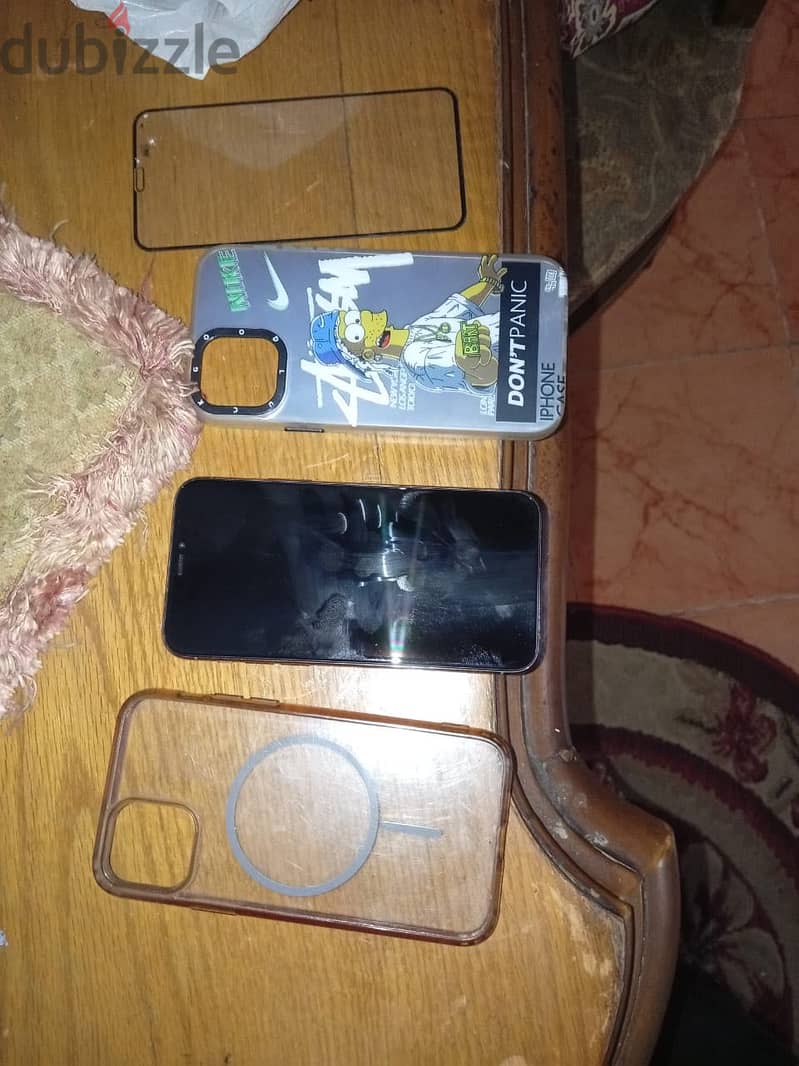 Apple - iPhone 11 Pro 3