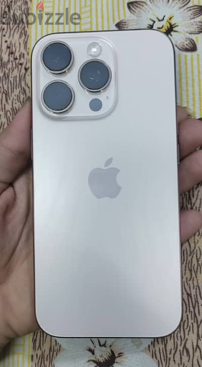 Apple - iPhone 16 Pro