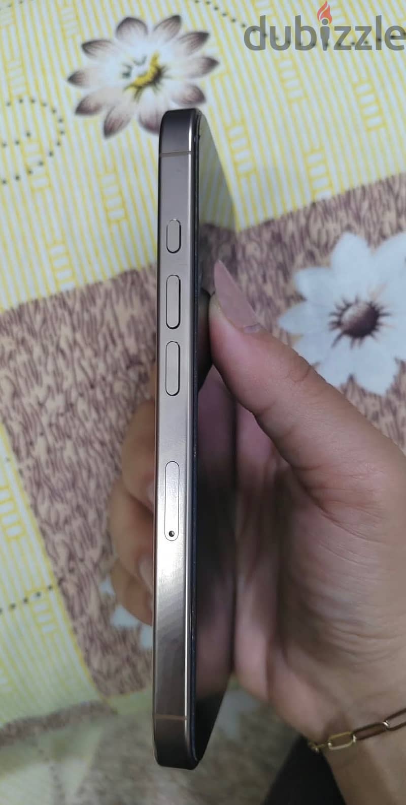 Apple - iPhone 16 Pro 1