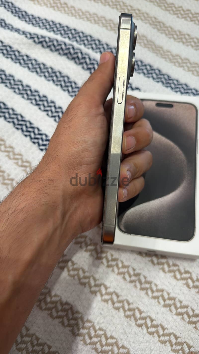 Apple - iPhone 15 Pro Max 4