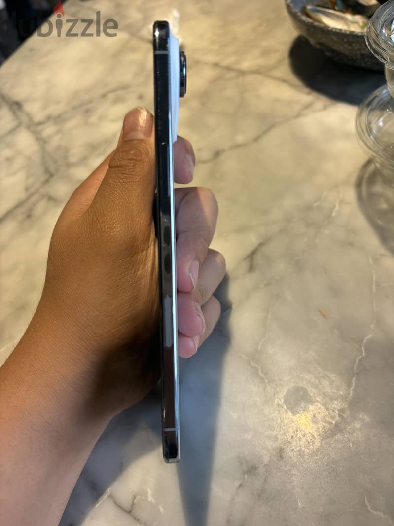 Apple - iPhone 17 Air 1