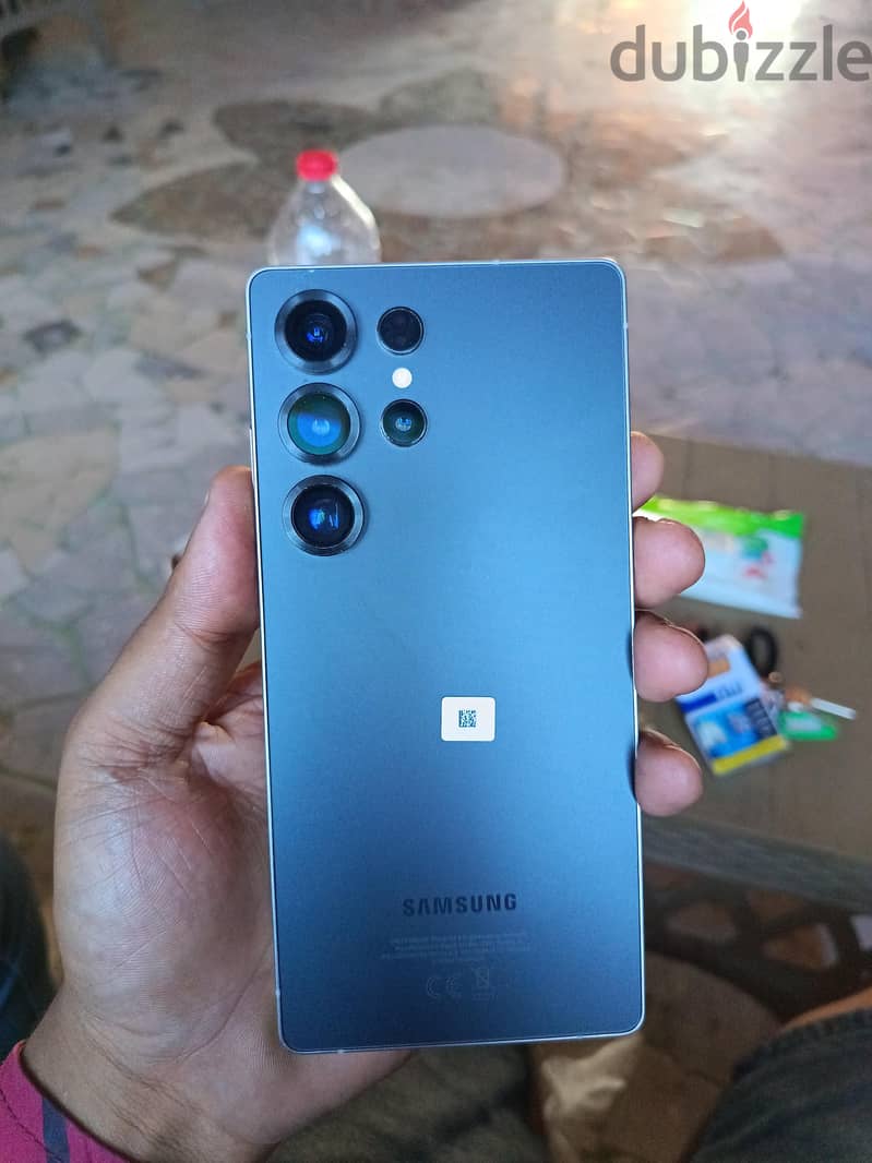 Samsung S25 Ultra 4