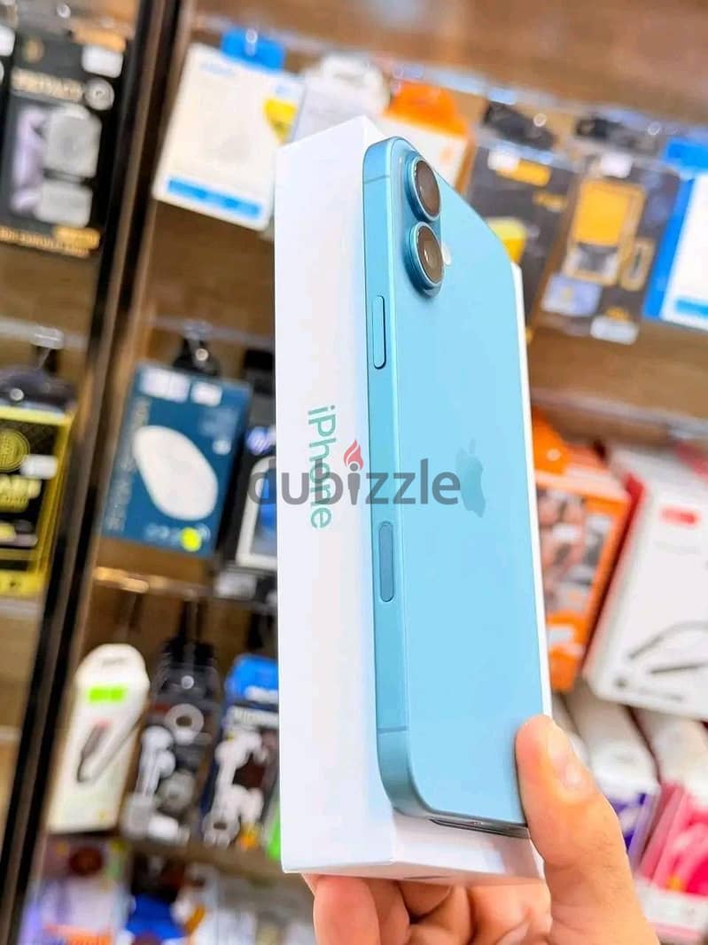 Apple - iPhone 16 Plus 2