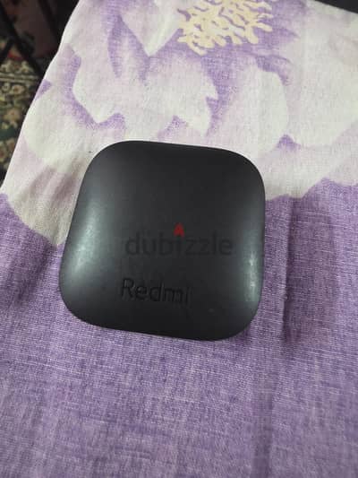 سماعه  Redmi Buds 6 سماعه مفهاش الهوا فيها اتنين ميكروفون