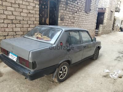 سيارة مستعملة