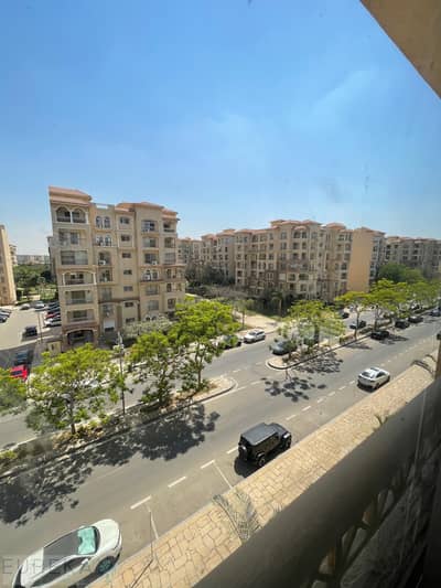 شقه107 متر للايجار فى ال b2