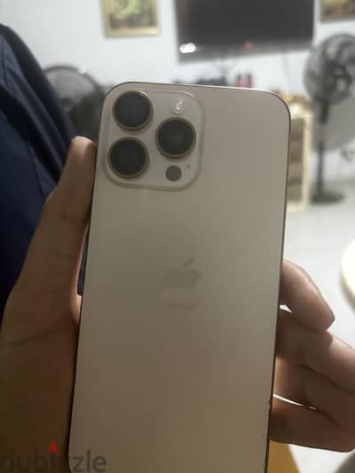 Apple - iPhone 16 Pro Max
